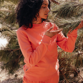 sweat-corail-recycle-et-naturel-hero-fabrique-a-partir-de-fil-de-coton-100-bio-et-naturel-femme